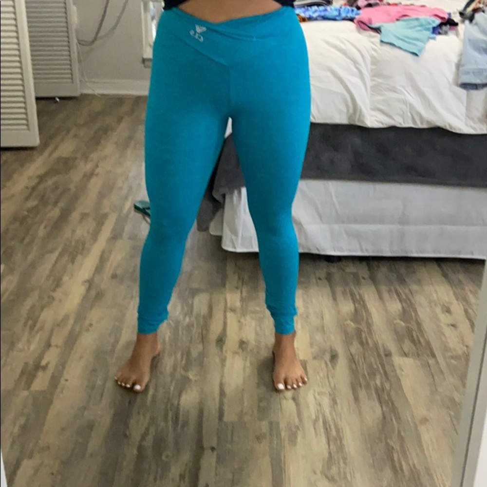CLS SPORTSWEAR WORK OUT LEGGINGS